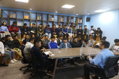 机电与质量技术工程学院黄孝平教授图书馆开展学科与工程技术咨询服务